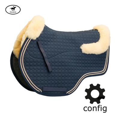 Mattes - EUROFIT Schabracke mit Lammfell-Kissen und Fellrand vorne und hinten -- CALEVO.com Shop